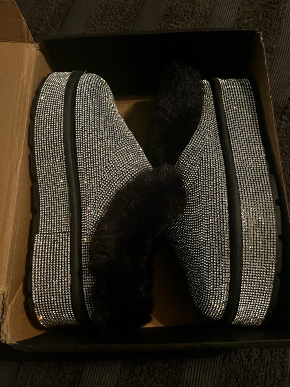 Rhinestone Slides - Picture 3 of 4